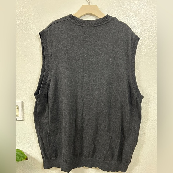 Claiborne Black and Gray V-Neck Sweater - Picture 2 of 5